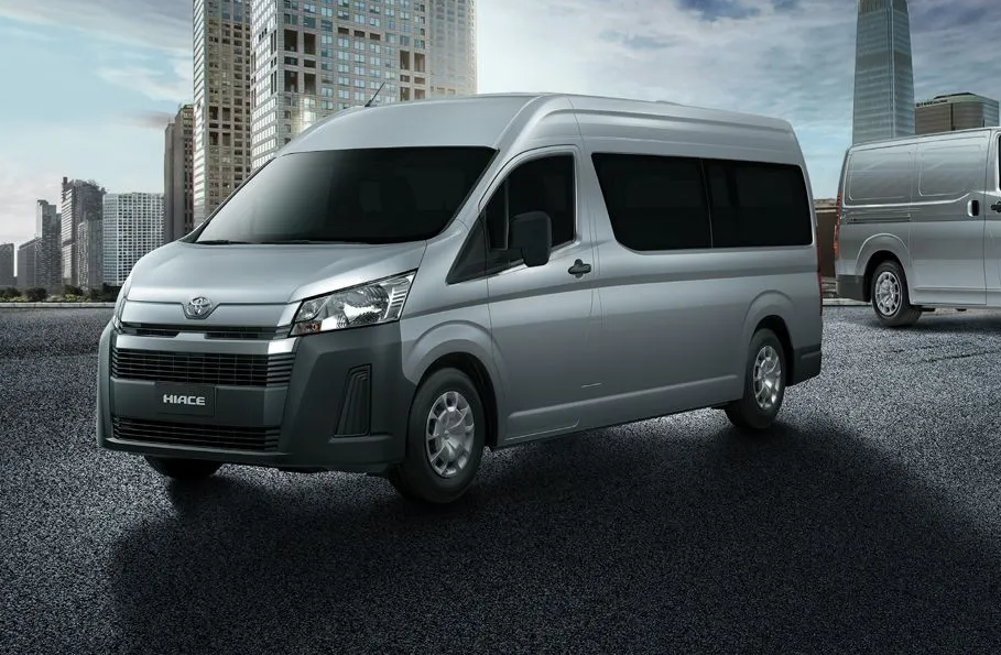 10 seater car