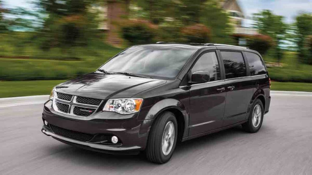Dodge Caravan – Rent a spacious and comfortable Dodge Caravan for your group travel needs across the UAE.